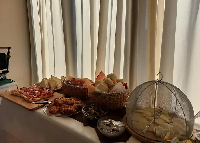 Valbella Отель Бардолино